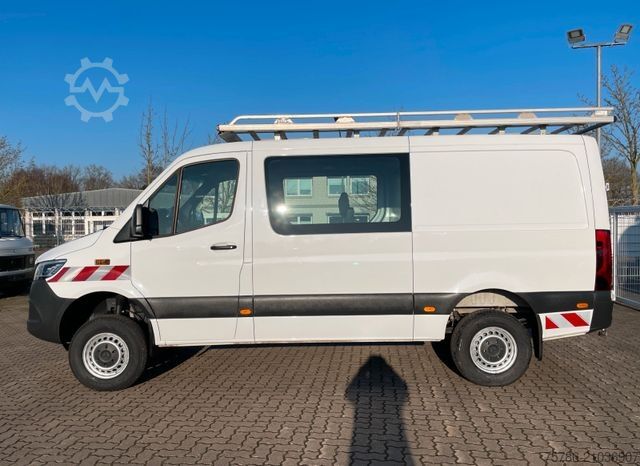 Kleinbus MERCEDES-BENZ Sprinter 319 CDI L2 Mixto/ 4x4/ Autom./ AC/ LED