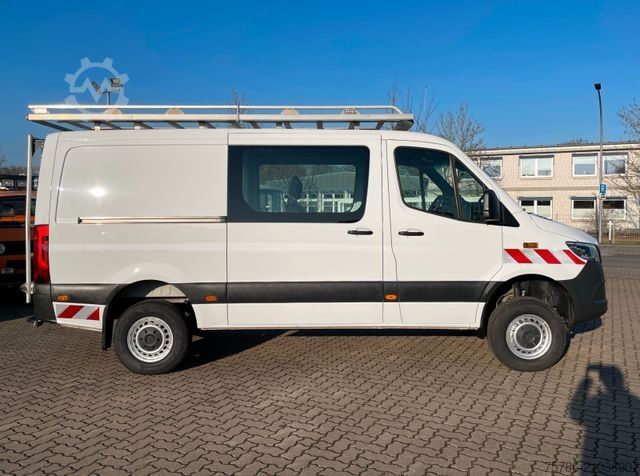 Kleinbus MERCEDES-BENZ Sprinter 319 CDI L2 Mixto/ 4x4/ Autom./ AC/ LED