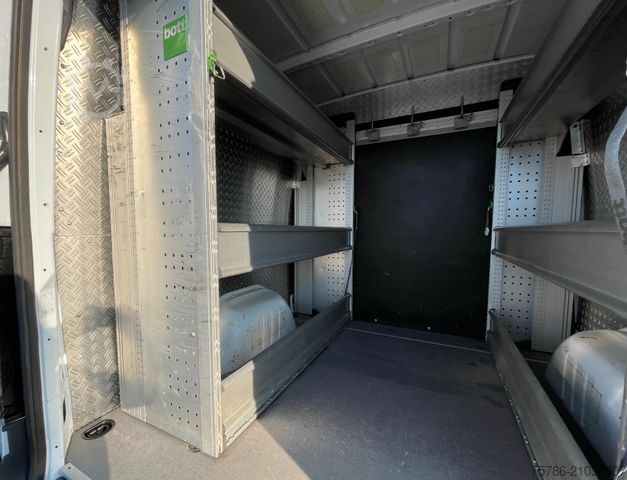 Kleinbus MERCEDES-BENZ Sprinter 319 CDI L2 Mixto/ 4x4/ Autom./ AC/ LED