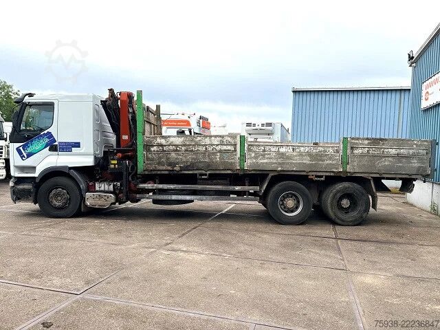 Volquete con grúa Renault Premium 385 .26G 6x2 PALFINGER / KIPPER (MECHAN...