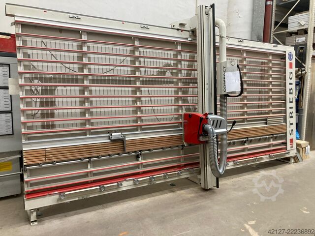 Sierra vertical para tableros Striebig COMPACT 5220