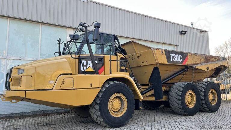 Sklápěč CAT 730 C2      2017