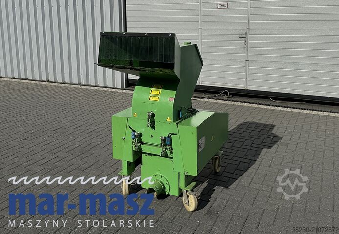 Houthakselaar / Houtmolen ECUREX typ ETCR 10