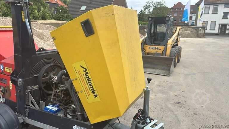 Shredder Dücker HM 160 Wood Chipper