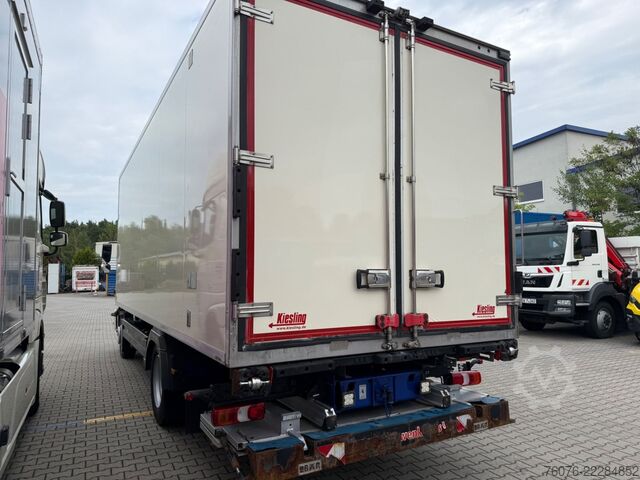 Soğutuculu kamyon MERCEDES-BENZ 1530 LL 7m Tiefkühler LBW Thermo King T1000R