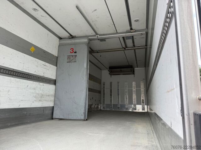 Soğutuculu kamyon MERCEDES-BENZ 1530 LL 7m Tiefkühler LBW Thermo King T1000R