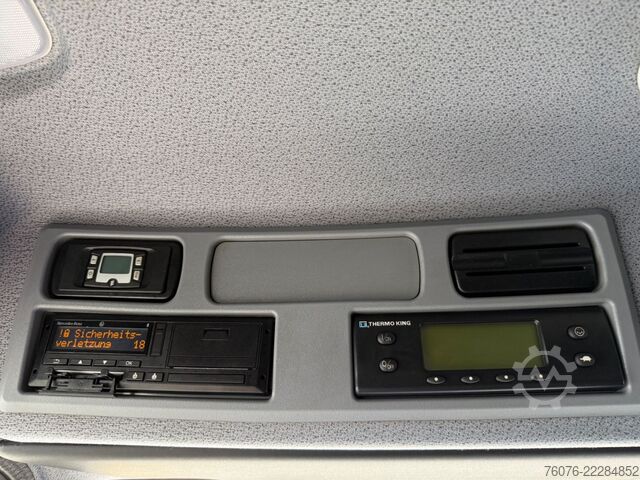 Soğutuculu kamyon MERCEDES-BENZ 1530 LL 7m Tiefkühler LBW Thermo King T1000R