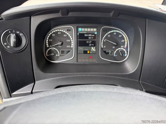 Soğutuculu kamyon MERCEDES-BENZ 1530 LL 7m Tiefkühler LBW Thermo King T1000R