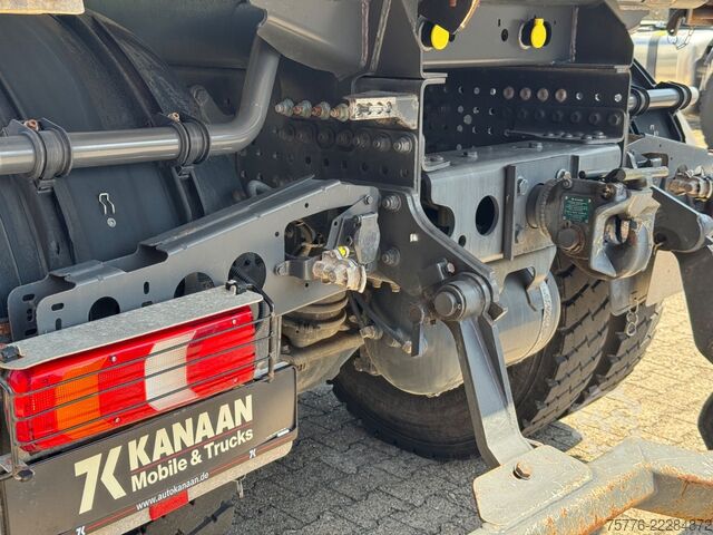 Camion-benne tricar MERCEDES-BENZ 3343 Arocs 4 Allrad 6x6 MEILLER  Only 34.000 Km