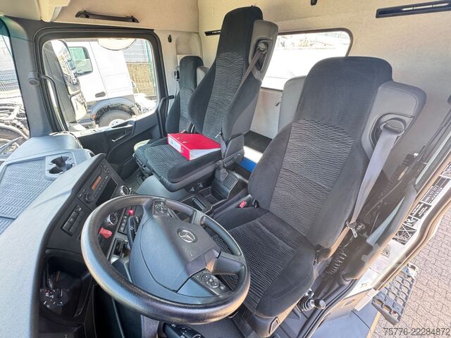 Camion-benne tricar MERCEDES-BENZ 3343 Arocs 4 Allrad 6x6 MEILLER  Only 34.000 Km