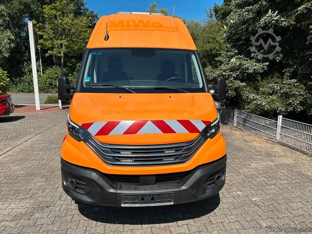 Yüksek tavanlı panelvan IVECO DAILY 70-210 Hi-Matic Maxi Hoch und Lang 4x2