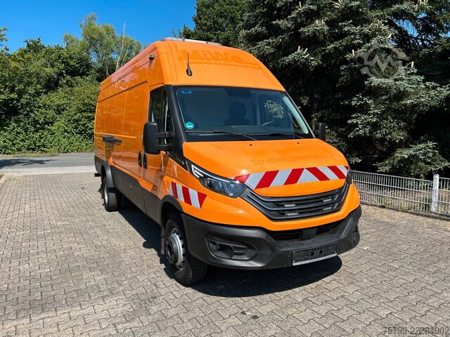 Yüksek tavanlı panelvan IVECO DAILY 70-210 Hi-Matic Maxi Hoch und Lang 4x2