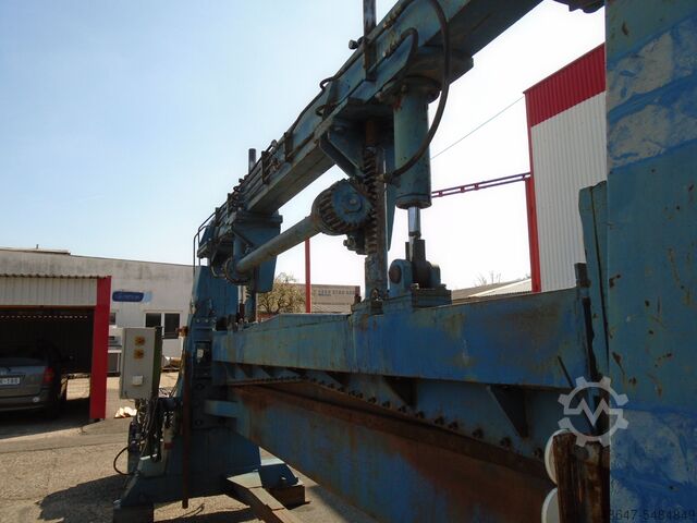 Macchina da taglio per reti in acciaio #5067 N.I. Concrete wire mesh cutter, rebar cutter