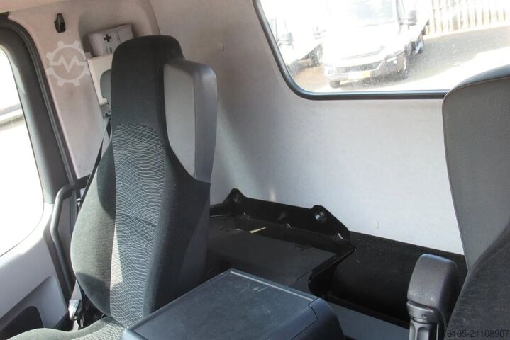  Mercedes-Benz Antos 1833 L