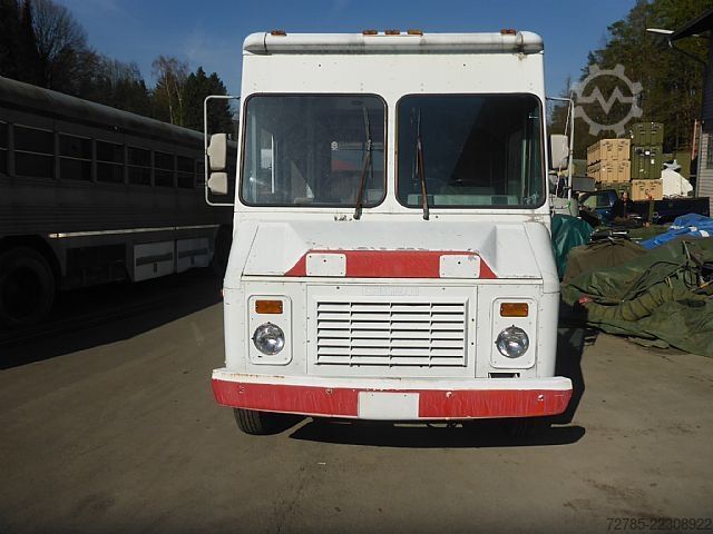 Gesloten bestelwagen Chevrolet Grumman Van, Step Van