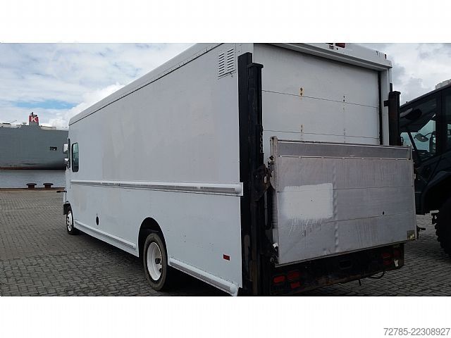 Gesloten bestelwagen Freightliner Step Van, Foodtruck