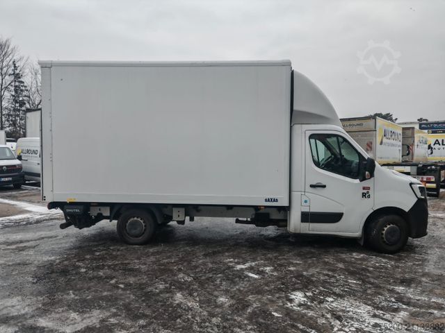 Transporter mit Koffer RENAULT Master