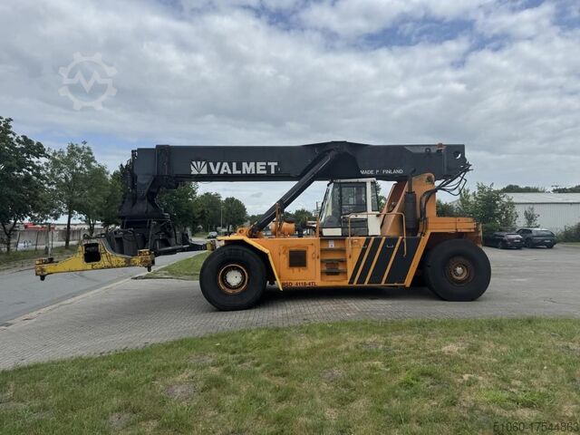 Volle container reachstacker Kalmar Valmet RSD4118-4TL