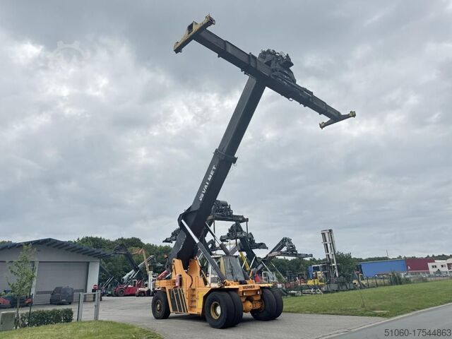 Volle container reachstacker Kalmar Valmet RSD4118-4TL