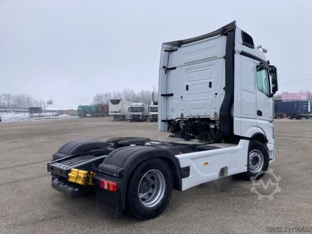 Standard tractor unit  Actros 1845 LS