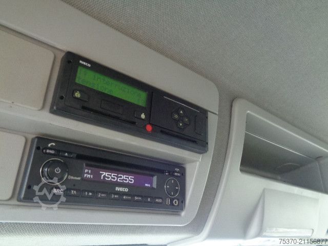 Samochód ciężarowy typu furgon IVECO EUROCARGO ML120E25