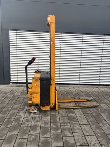 Sztaplarki paletowe Jungheinrich EJC 12,5