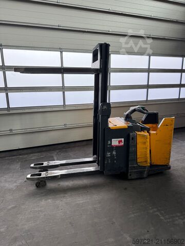 Sztaplarki paletowe Jungheinrich ERD 220
