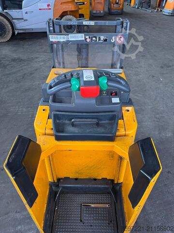 Sztaplarki paletowe Jungheinrich ERD 220