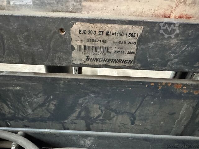 Sztaplarki paletowe Jungheinrich ERD 220