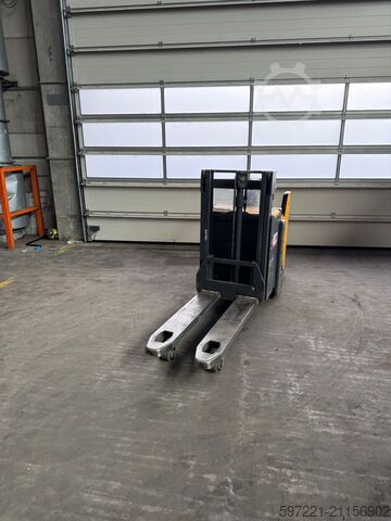Gerbeurs de palettes Jungheinrich ERD 220