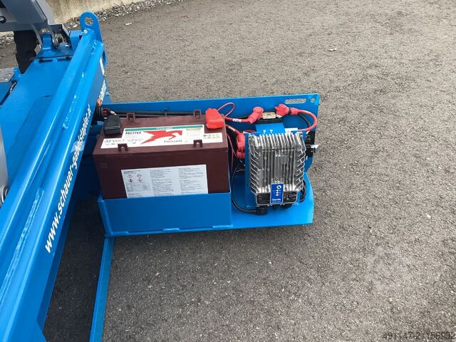 Podnośnik nożycowy Genie GS1432m