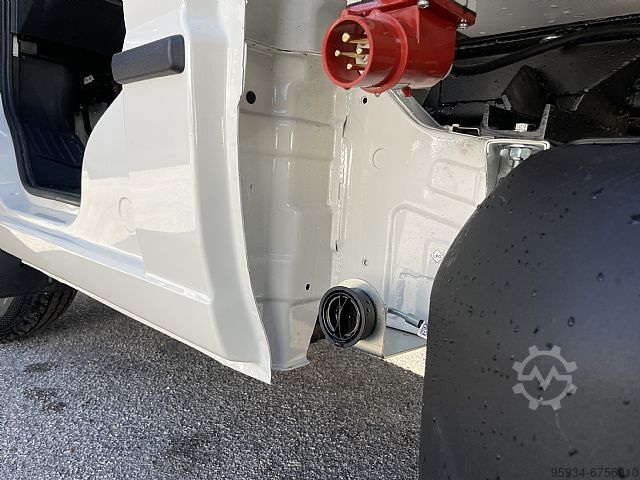 Véhicule frigorifique Piaggio -NP6 -GPL- TW- FRCX NUOVO DA IMMATRICOLARE