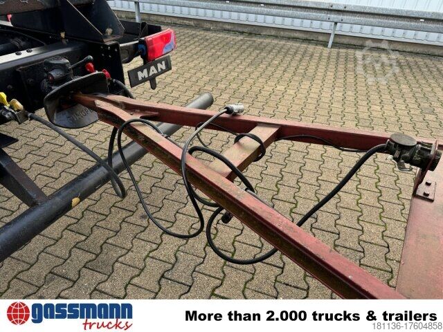 Anhänger mit Pritsche & Plane BAUER Bauer-Zeppelin Pritschenanhänger