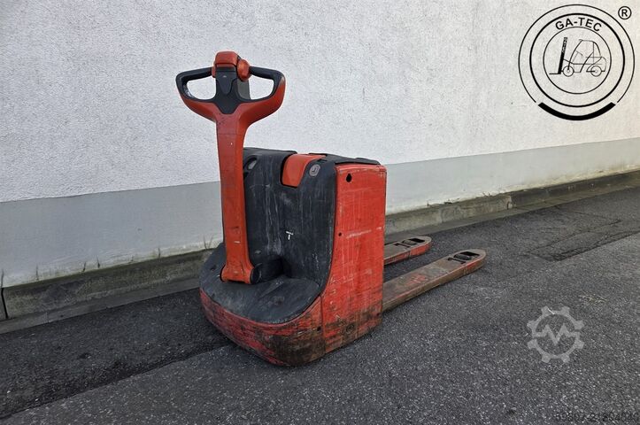 Manual pallet jack Linde T18