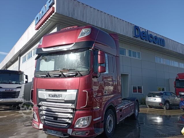 Standardni tegljač DAF XF 530 FT