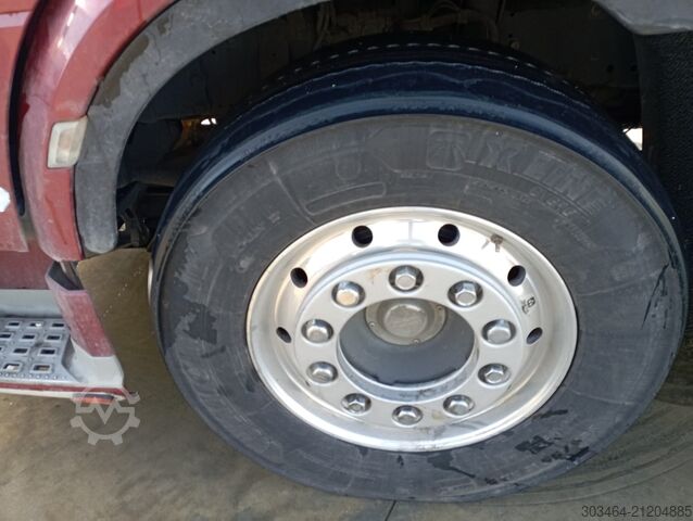 Standardni tegljač DAF XF 530 FT