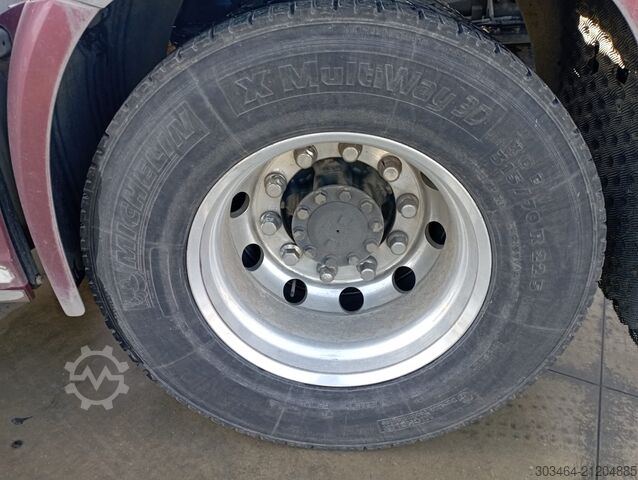 Standardni tegljač DAF XF 530 FT