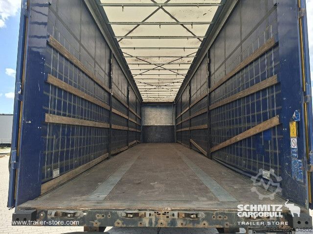 Open semitrailer with tarp Kögel Curtainsider Mega