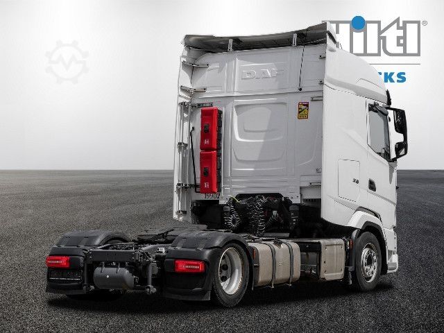 Zapreminski vučni traktor DAF XG 480 FT LOW DECK / MEGA + INTARDER + 2x TANK