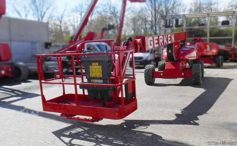 Scharnierende telescopische hoogwerker JLG E 600 JP