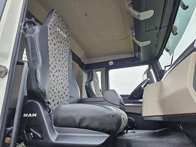 Plateau de chargement MAN 35.420 TGS HIAB228ES5