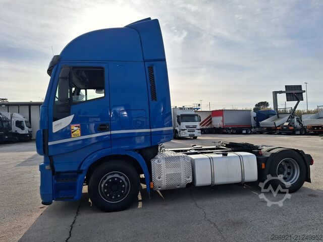 Standard tractor unit Iveco STRALIS AS440S46