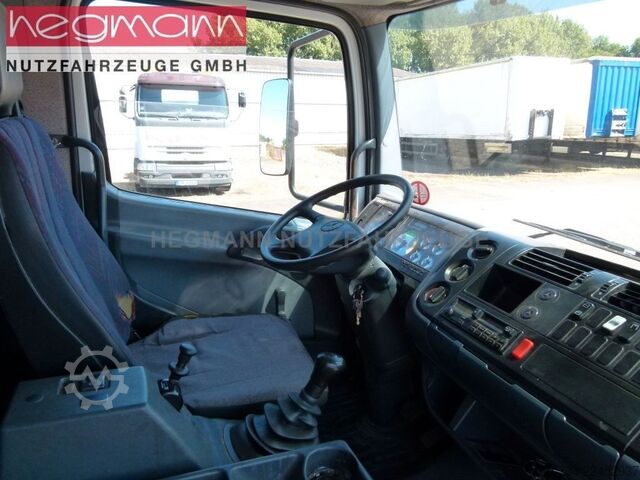 Autocarro con pianale e telone MERCEDES-BENZ Atego 817, Alu-Koffer LBW, AHK, DE.