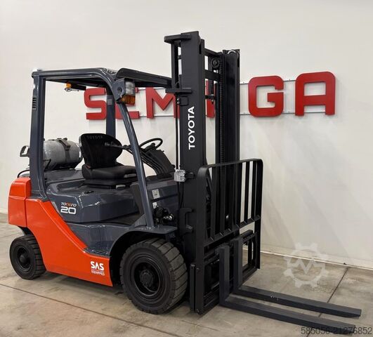 Forklift Toyota 11121 - TOYOTA 02-8FGF20