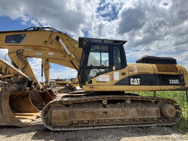 Paletli ekskavatör Caterpillar 330 DLN
