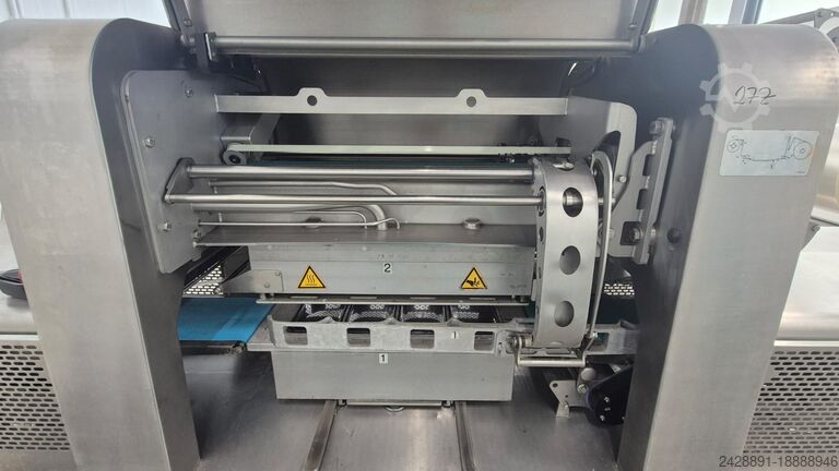 Tepsi paketleme/kapatma makinesi Multivac T-700