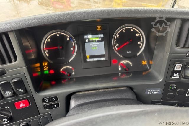 Sklápěcí nákladní automobil SCANIA P320 4x2 Trösch