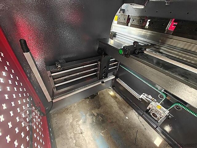 Prasa krawędziowa CNC MTP-3212 80 × 2500 Metal Technics Polska MTP3212 80x2500