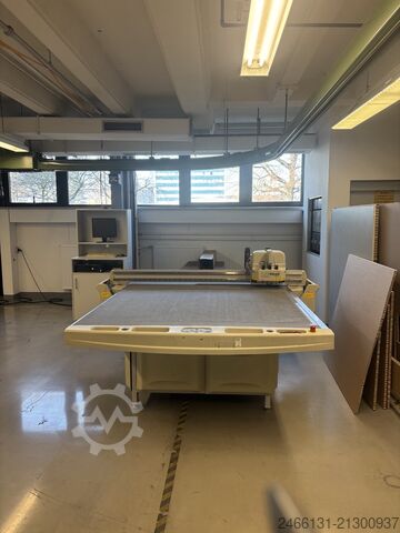 Papier snijmachine Kongsberg XL 22