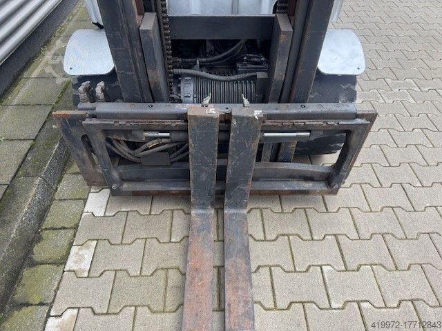 Electric 4-wheel forklift Still RX60-25